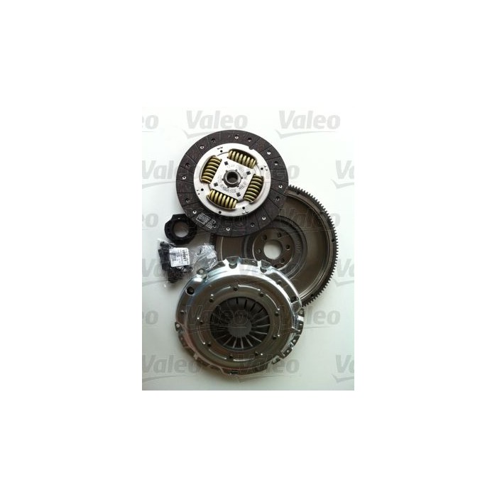 Kupplungssatz und Schwungrad VALEO VW Golf V (1K1) 1.9 TDI
