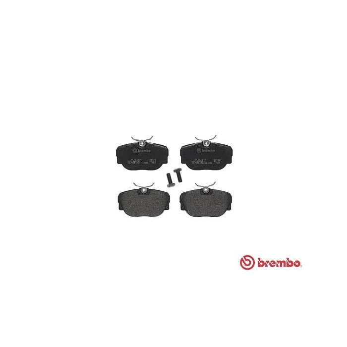 BREMBO Bremsbelagsatz, Scheibenbremse P06010