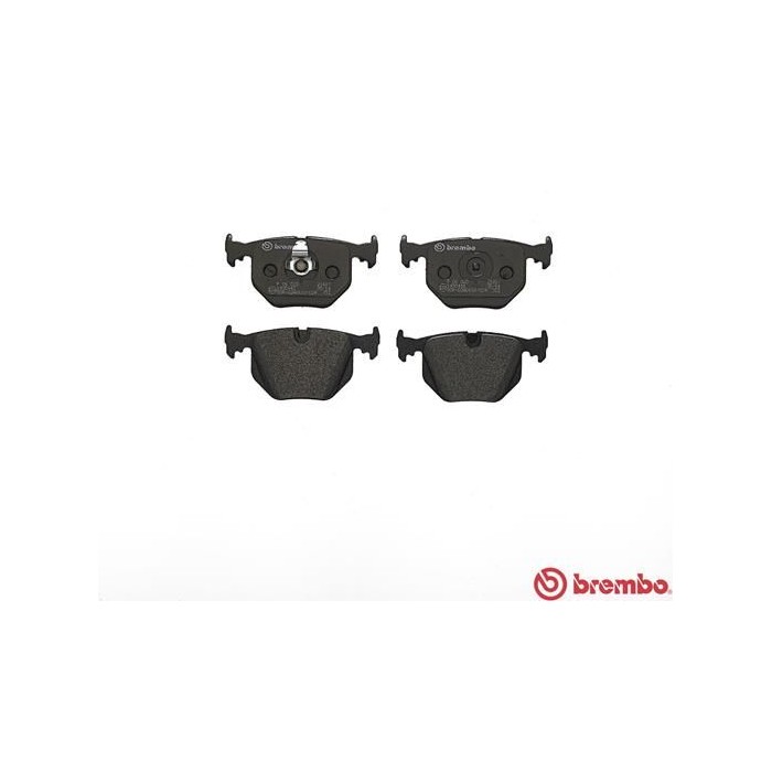 BREMBO Bremsbelagsatz, Scheibenbremse P06020