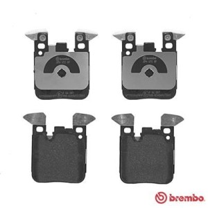 BREMBO BREMSBELÄGE, RICHTUNGSGEBUNDEN Bremsbelagsatz, Scheibenbremse P06087